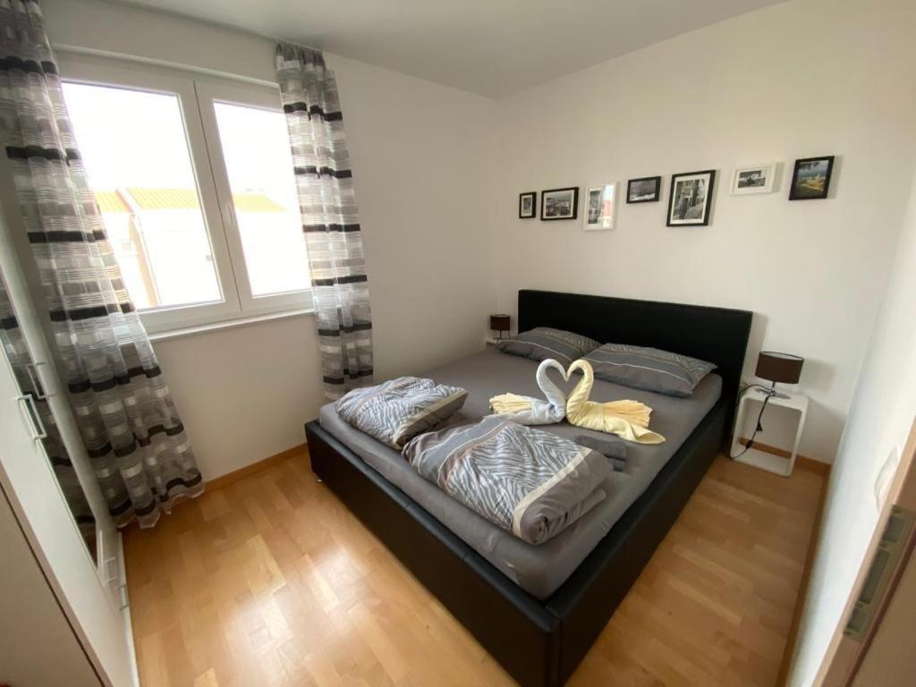 Apartman Erika Nin Bagian luar foto